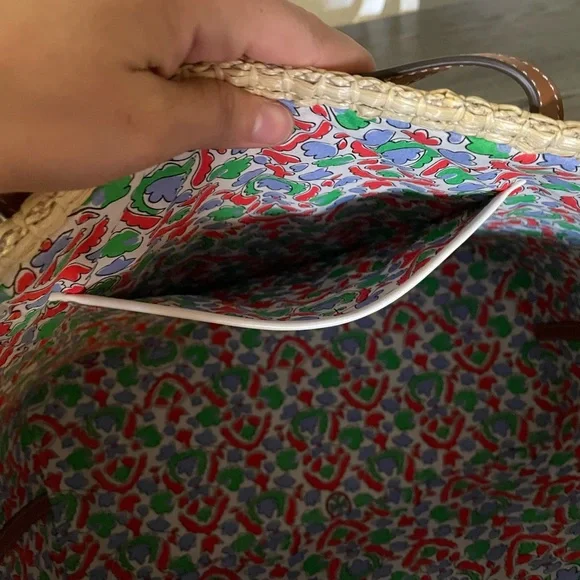 New , Authentic Tory Burch bag - Picture 5 of 13